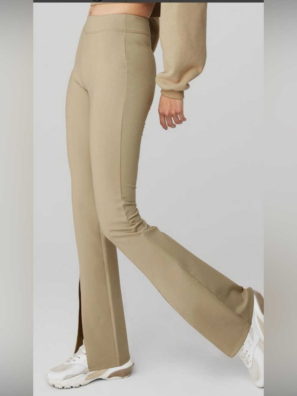NWT Alo airbrush high-waist flutter legging California Dune S - Picture 2 of 12